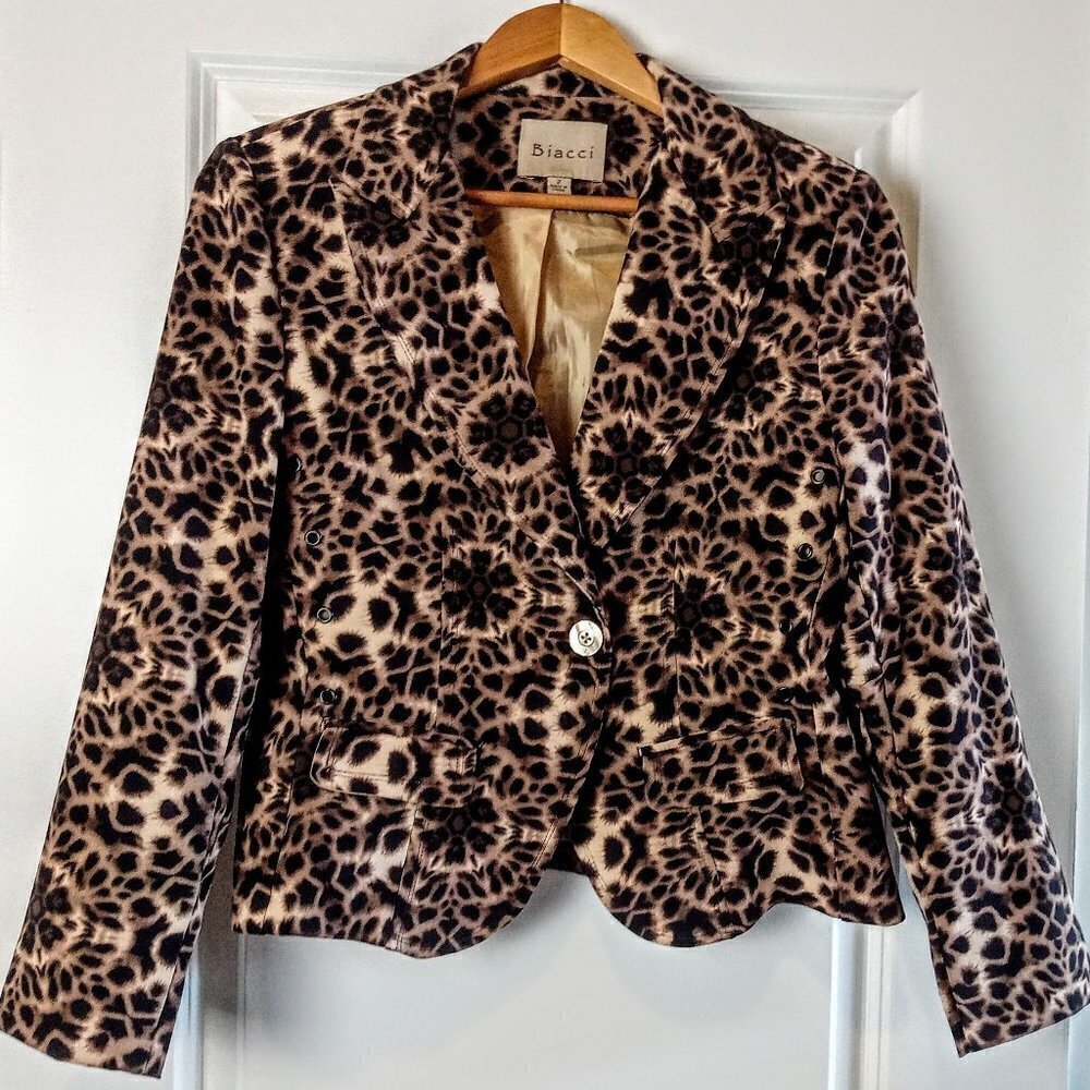 Biacci Animal Print Fitted Grommet Detail Jacket